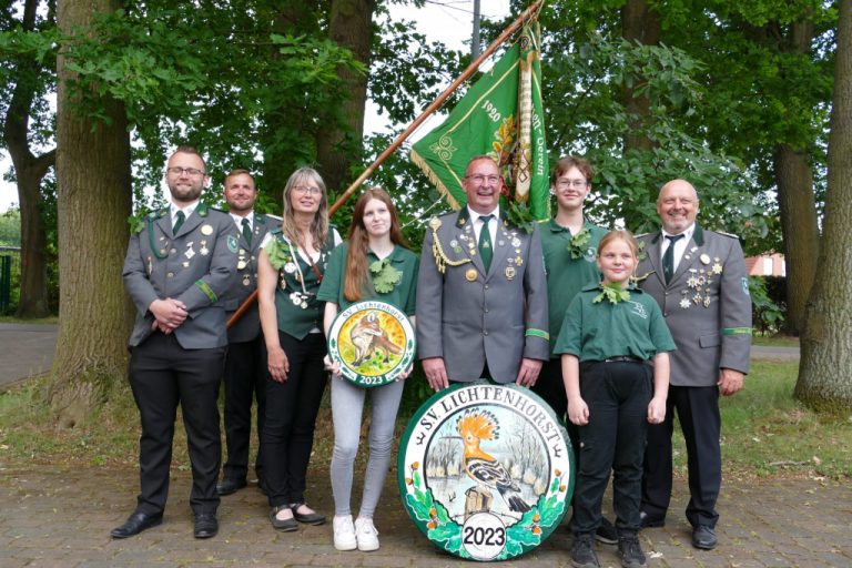 100+2 Jahre Schützenverein Lichtenhorst und das alljährliche Schützenfest gefeiert
